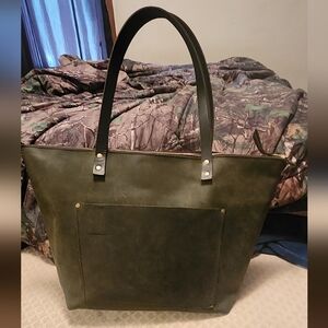 Unicorn 🦄 Portland Leather Brushed Green large zipper tote